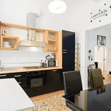 Guesthost - Carpe Diem Arno * فلورنس