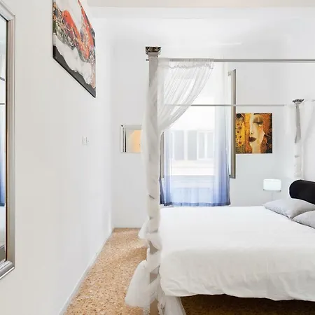 Guesthost - Carpe Diem Arno شقة