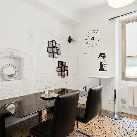 Carpe Diem Arno Apartment Florence