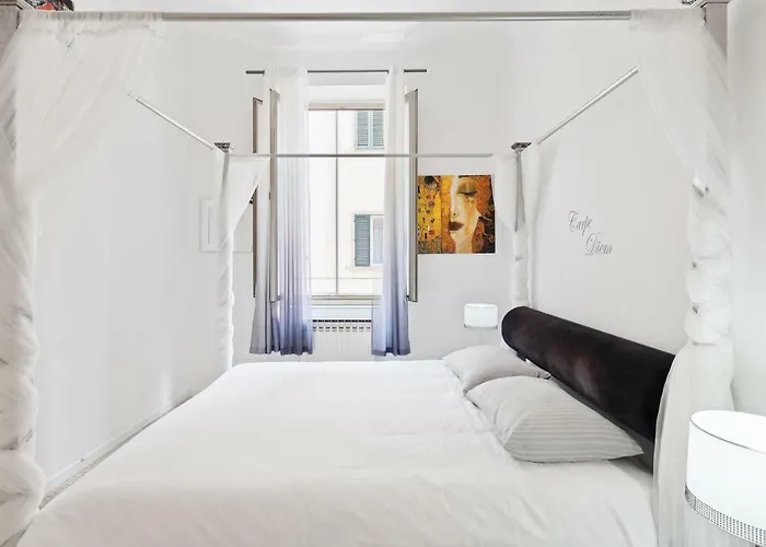 Guesthost - Carpe Diem Arno Apartament Florencja